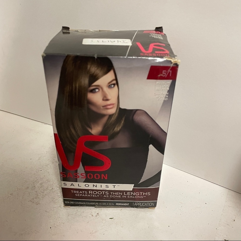 Vidal Sassoon Salonist Hair Treats Roots Kit 5/1 Medium Cool Brown